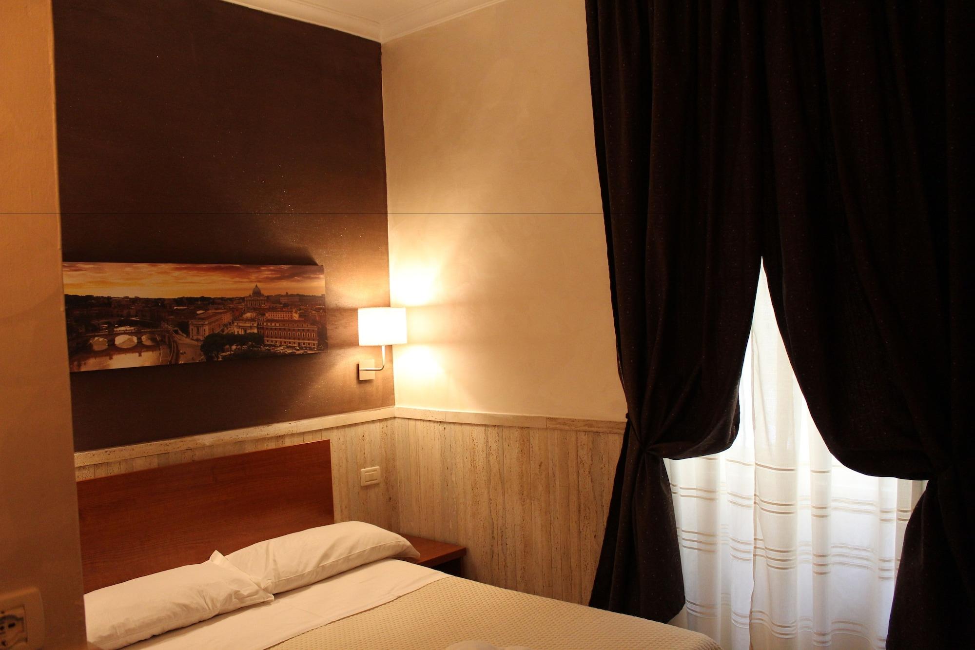Hotel Pyramid Рим Экстерьер фото