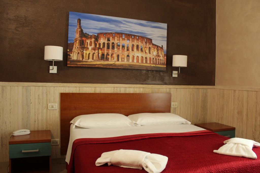 Hotel Pyramid Рим Экстерьер фото