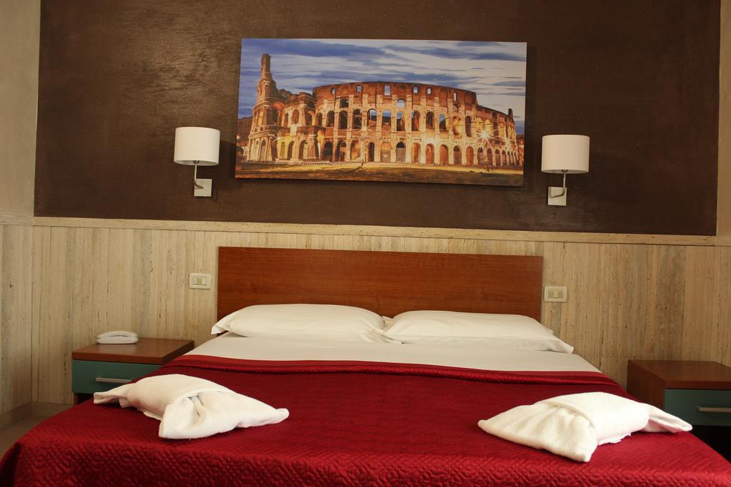 Hotel Pyramid Рим Экстерьер фото